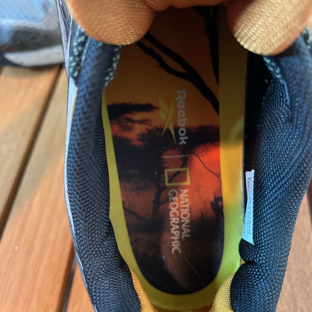 Nat Geo Reebok Trainers - Picture 5 of 6